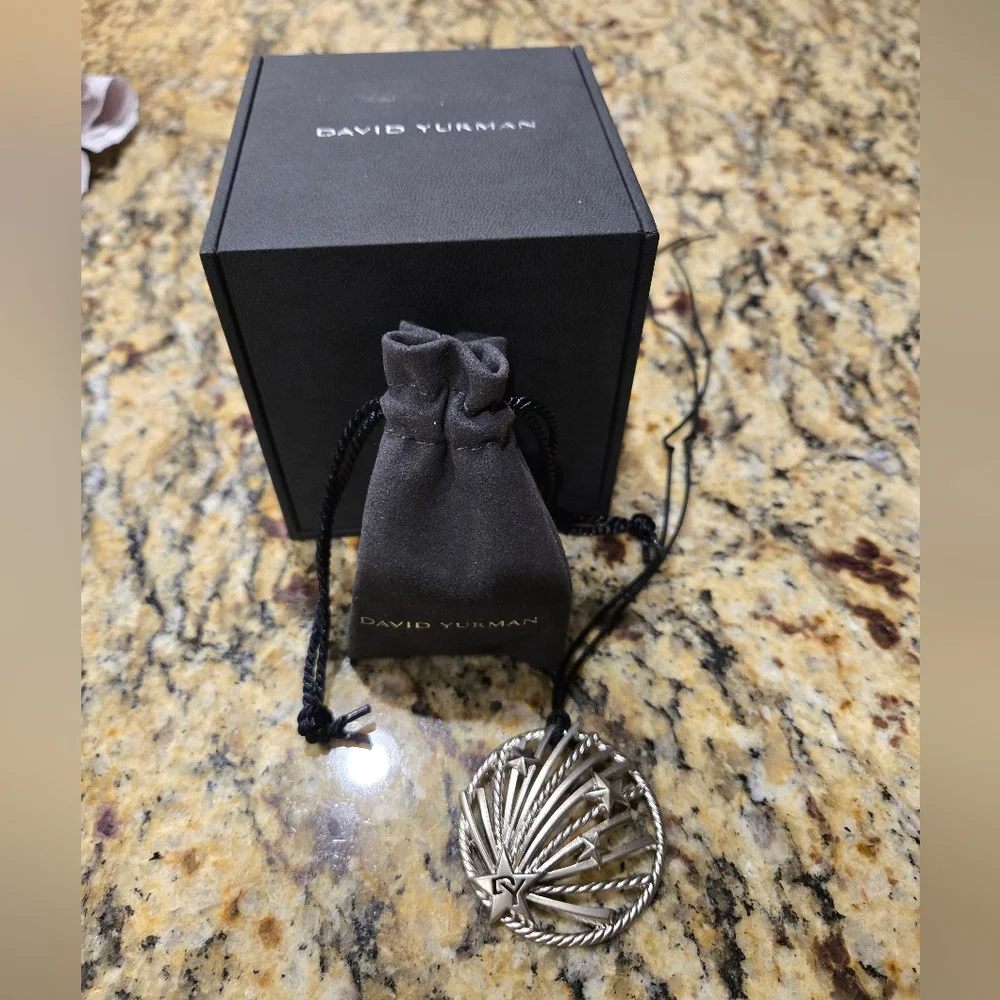 David Yurman Silver Rope Pendant with Black Cord & Gift box and bag